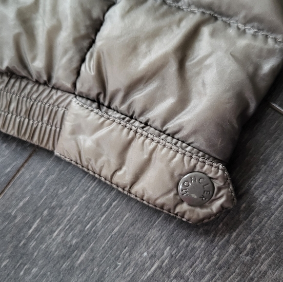 Moncler Stone-Grey Line Puffer Down Jacket - Picture 7 of 14